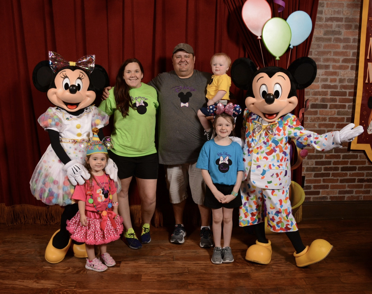 Casie Mire Family with Mickey and Minnie