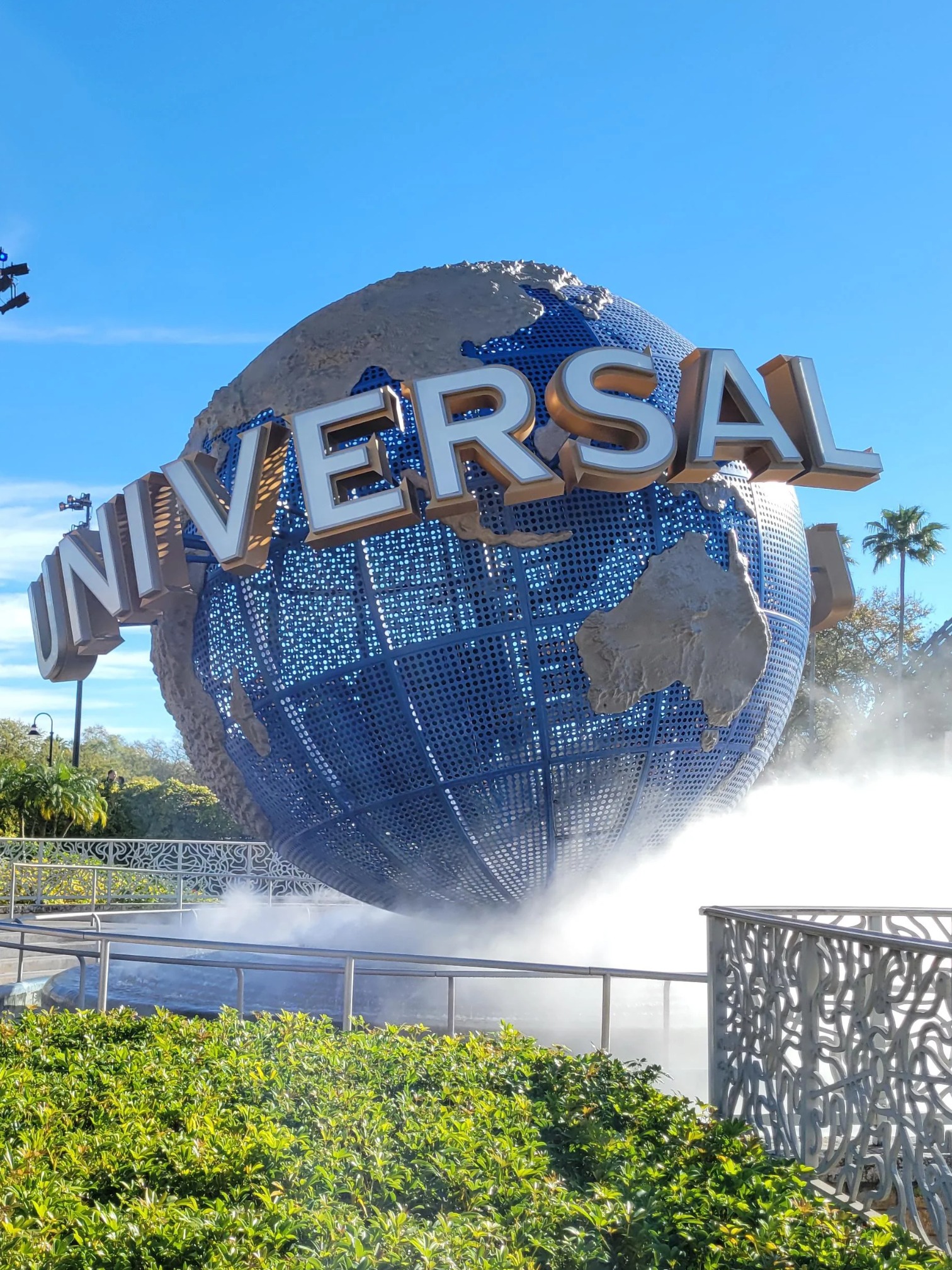 Universal Orlando Globe