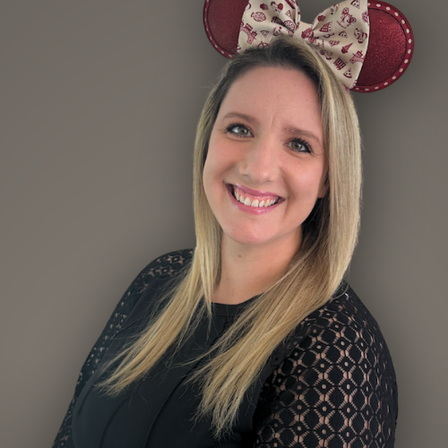 Emily Davis Headshot