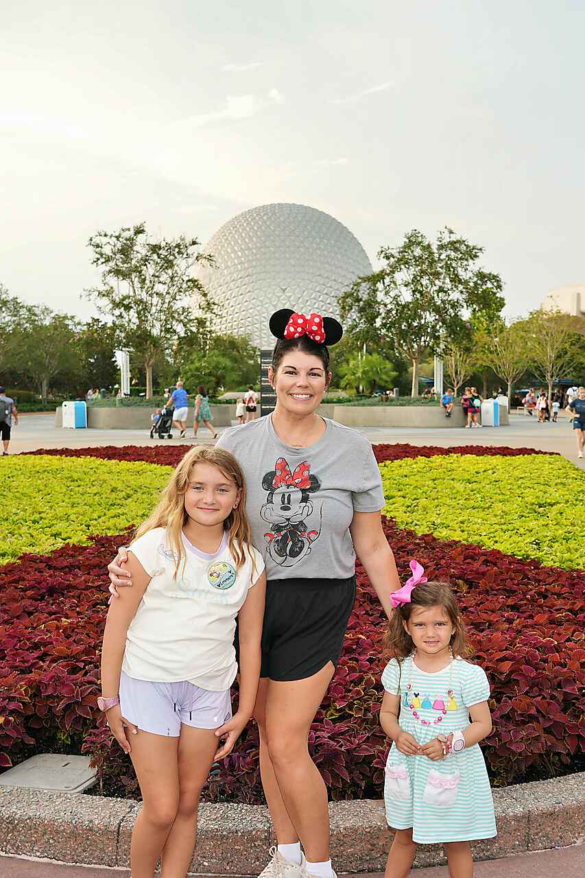 Chelsey Crawford and family at WDW